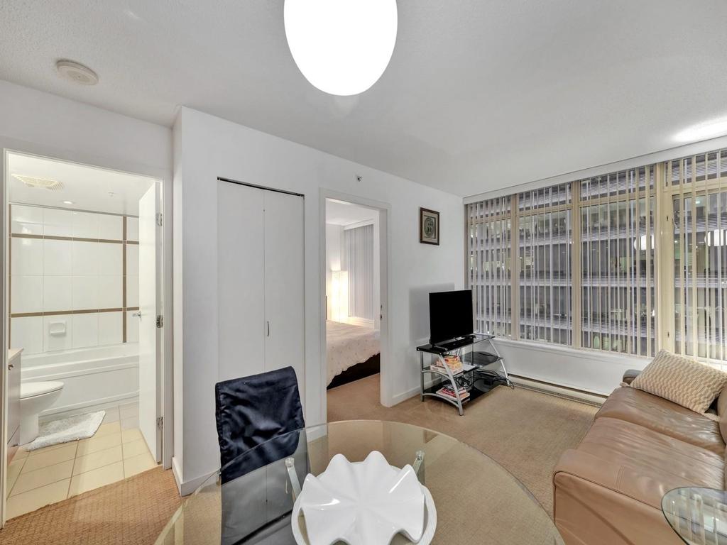 Listing Image for R3072978