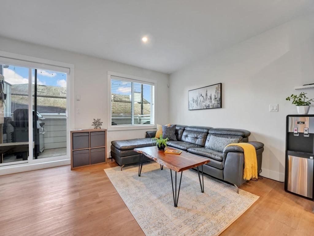 Listing Image for R3072997
