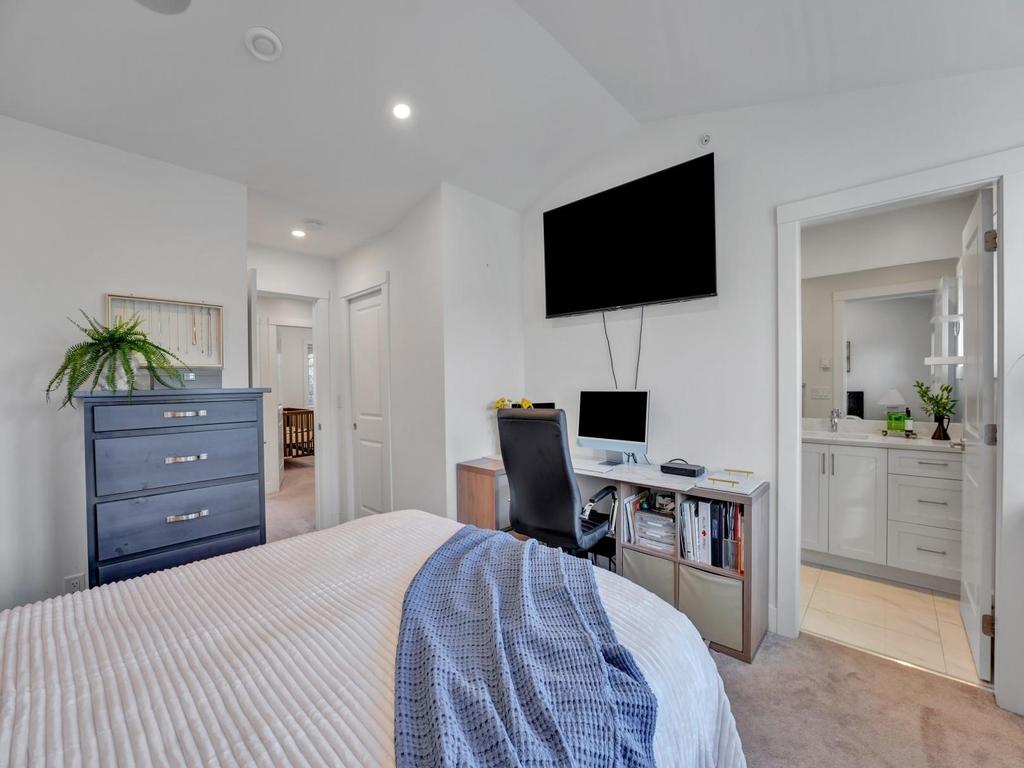 Listing Image for R3072997