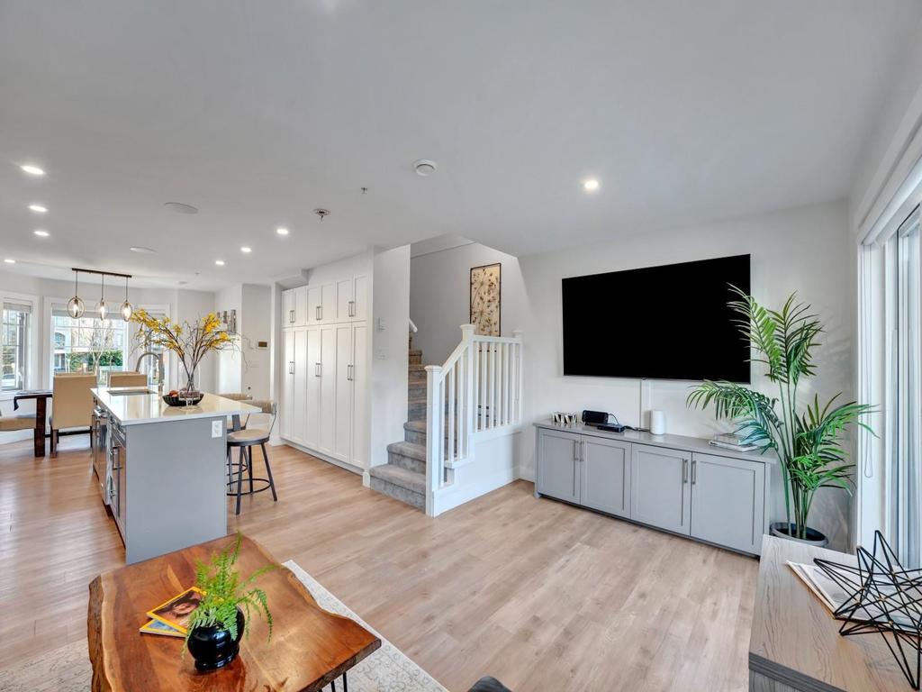 Listing Image for R3072997