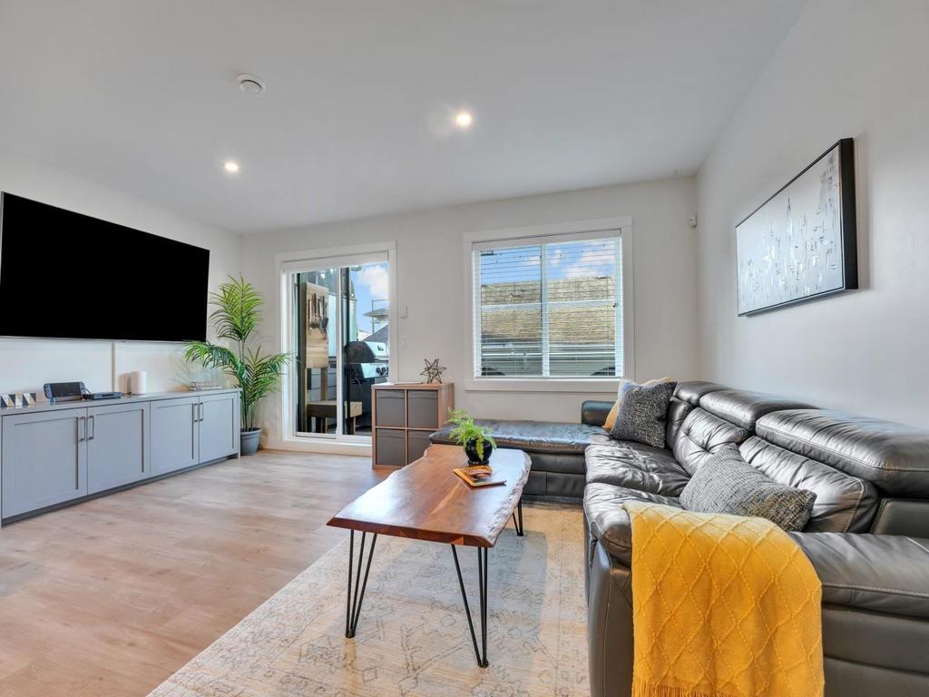Listing Image for R3072997