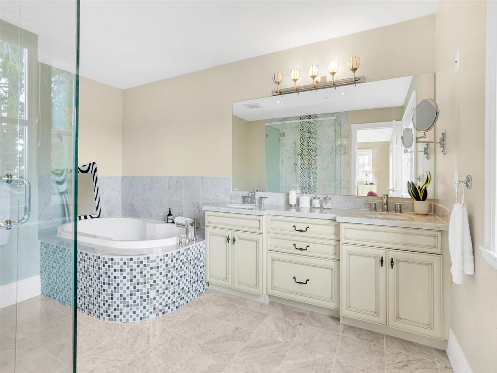 Listing Image for R3073033