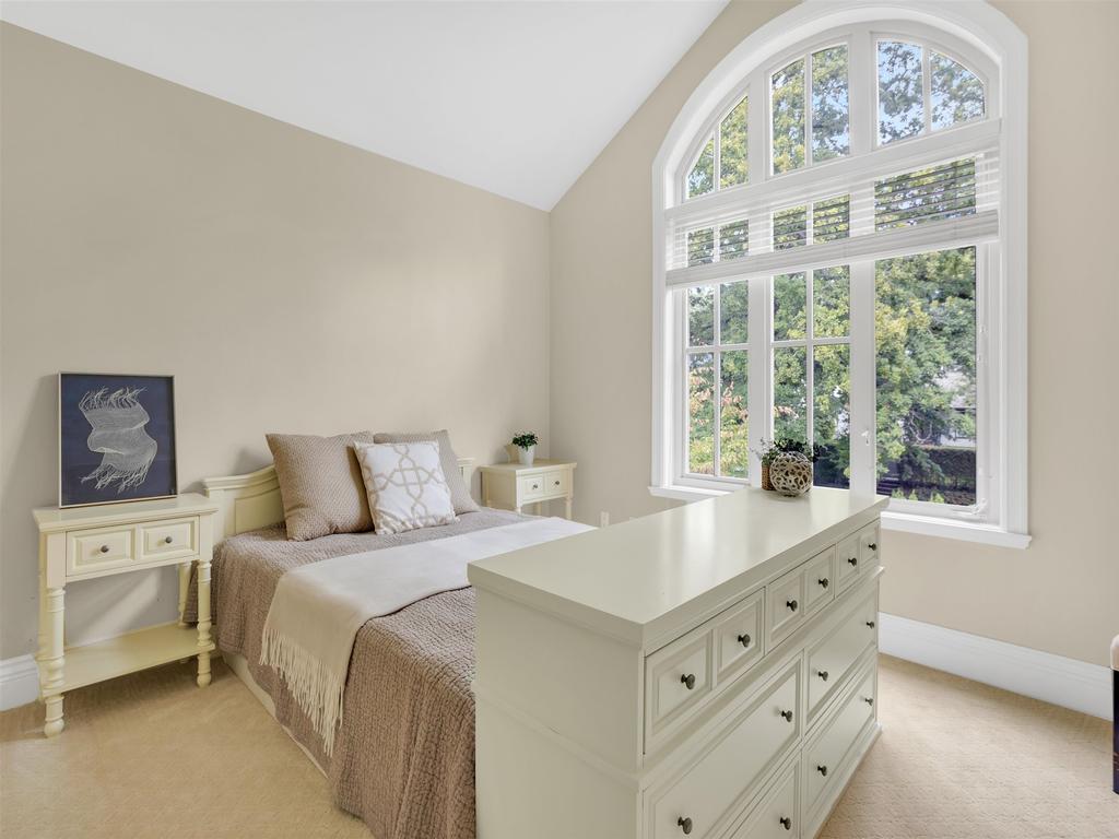 Listing Image for R3073033