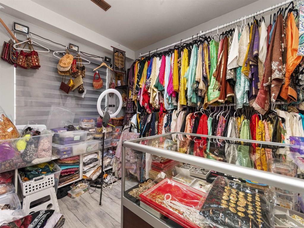 Listing Image for R3073076