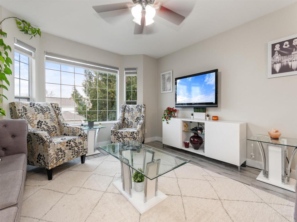 Listing Image for R3073076