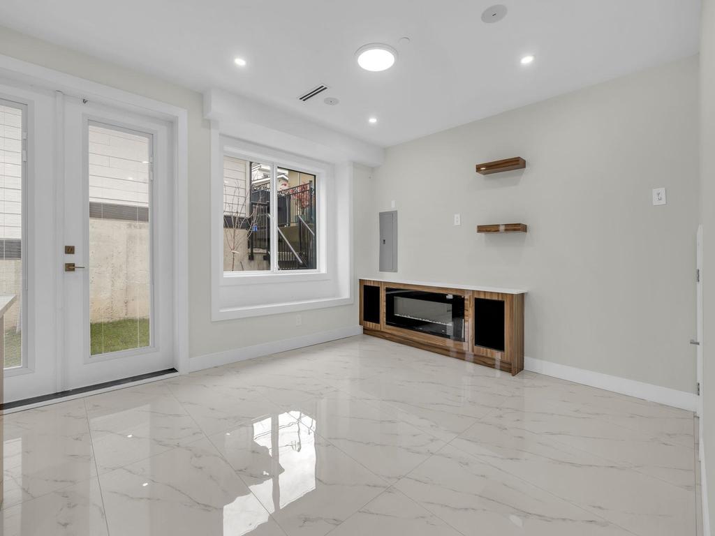 Listing Image for R3073234