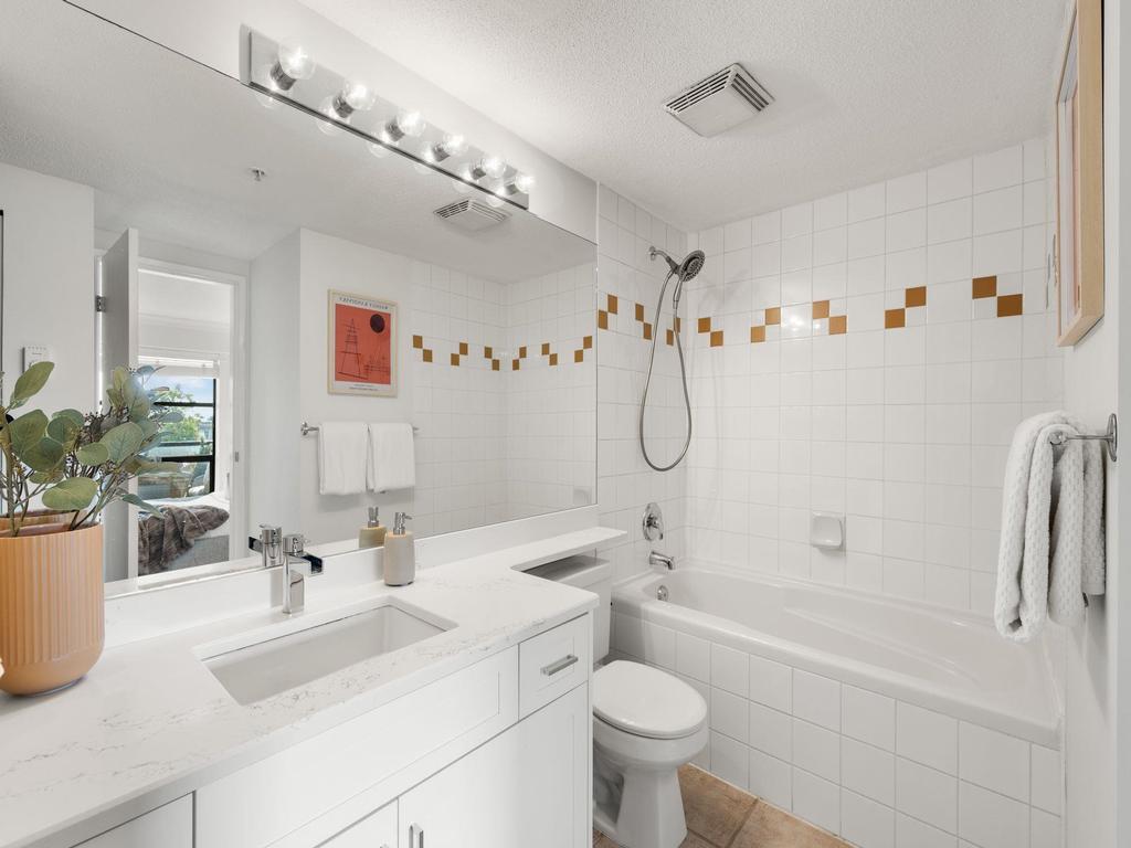 Listing Image for R3073256