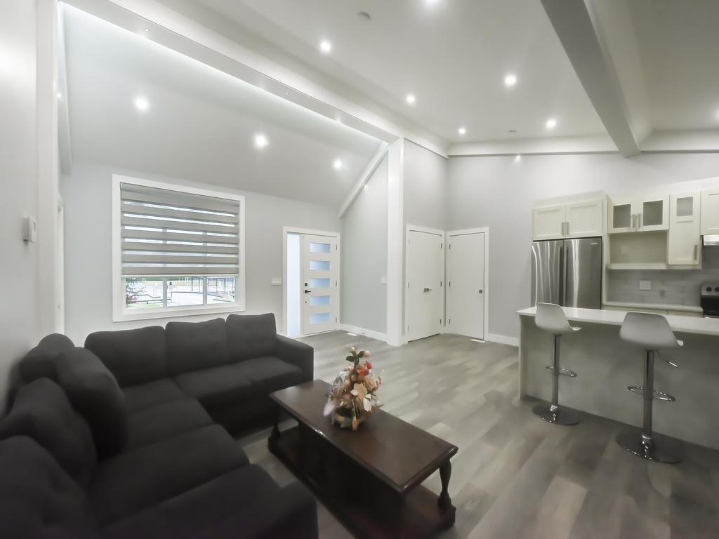 Listing Image for R3073343