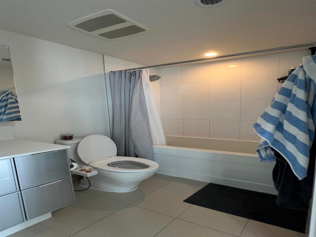 Listing Image for R3073397