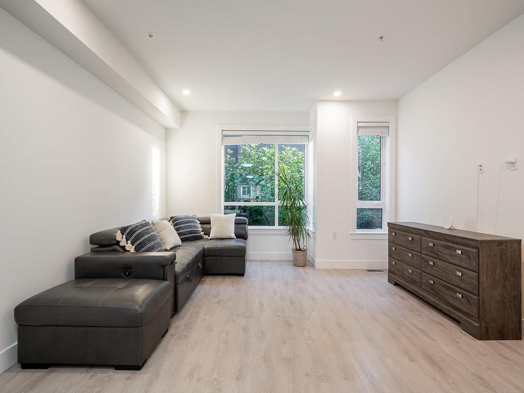 Listing Image for R3073461