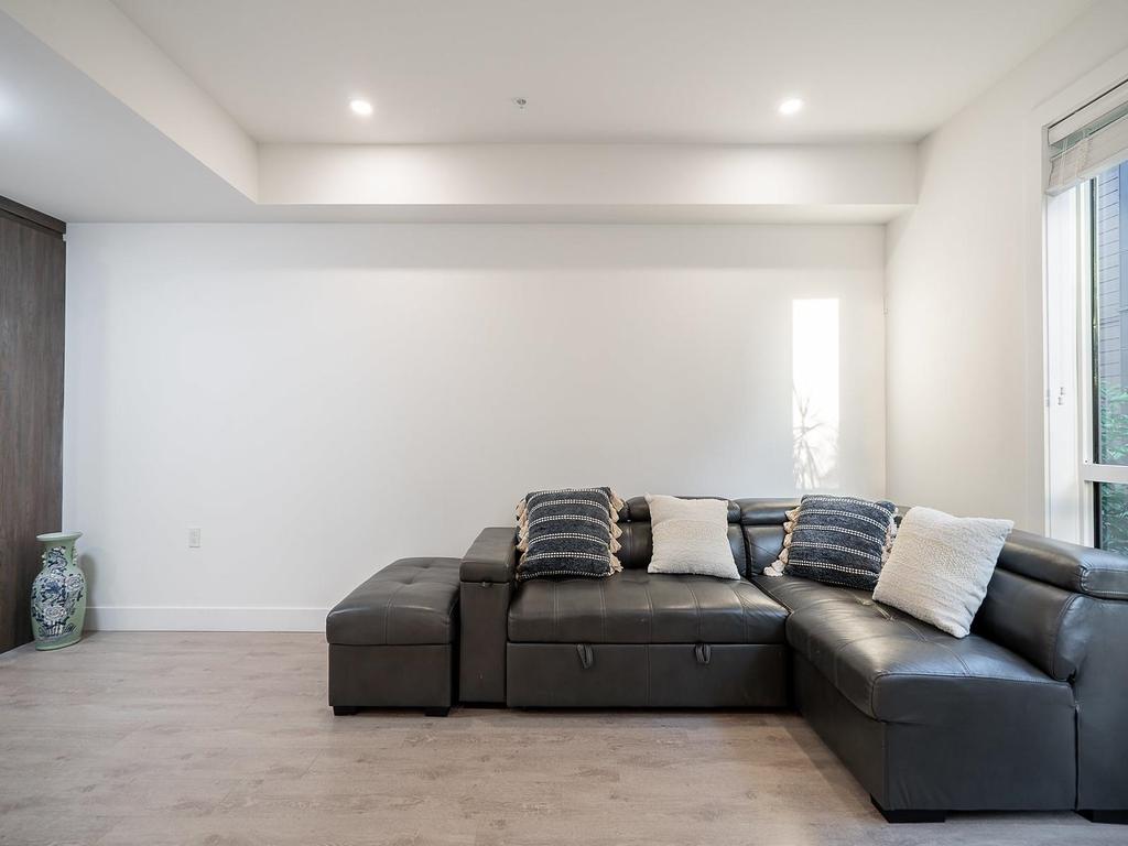 Listing Image for R3073461