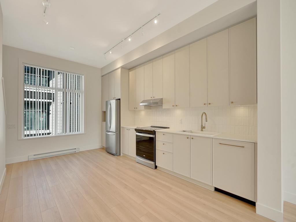 Listing Image for R3073535