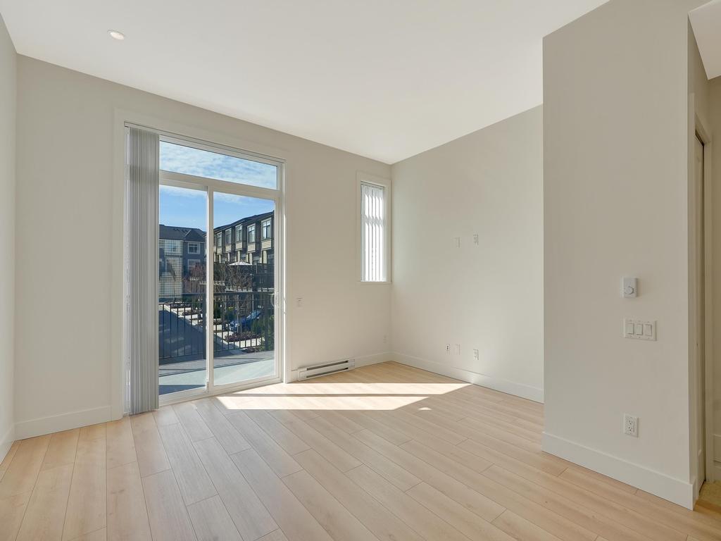 Listing Image for R3073535