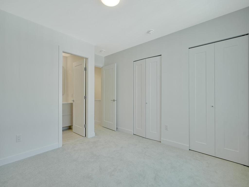 Listing Image for R3073535