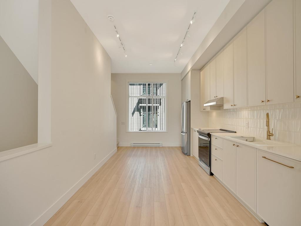 Listing Image for R3073535