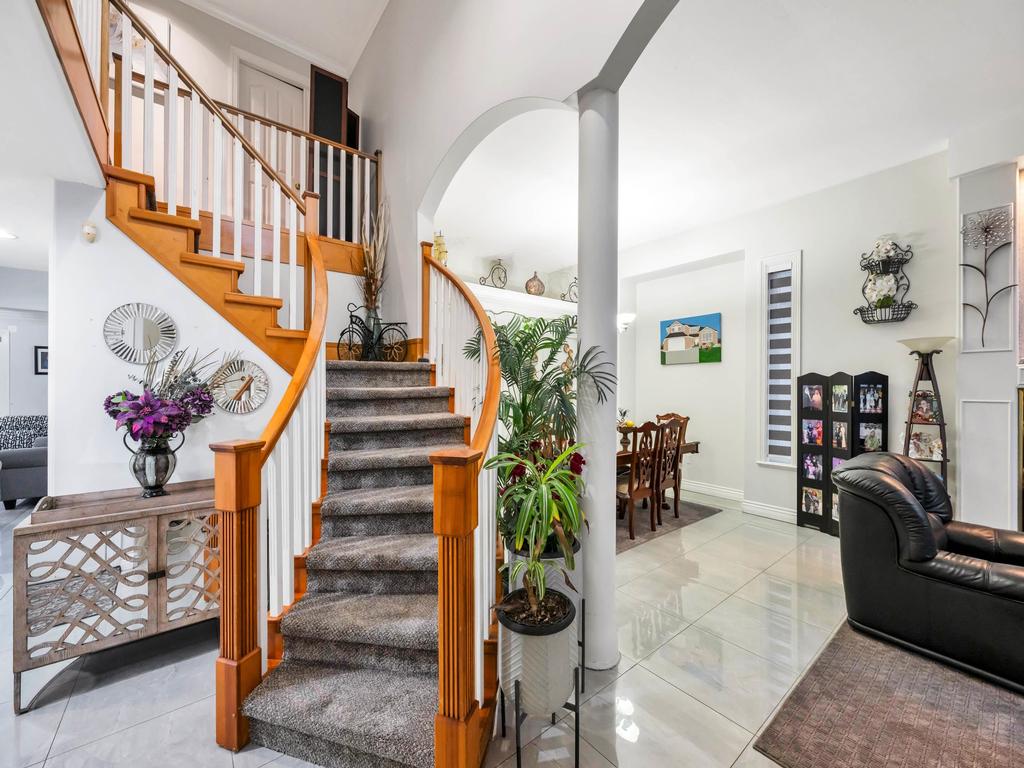 Listing Image for R3073592