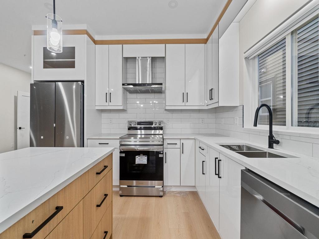 Listing Image for R3073622