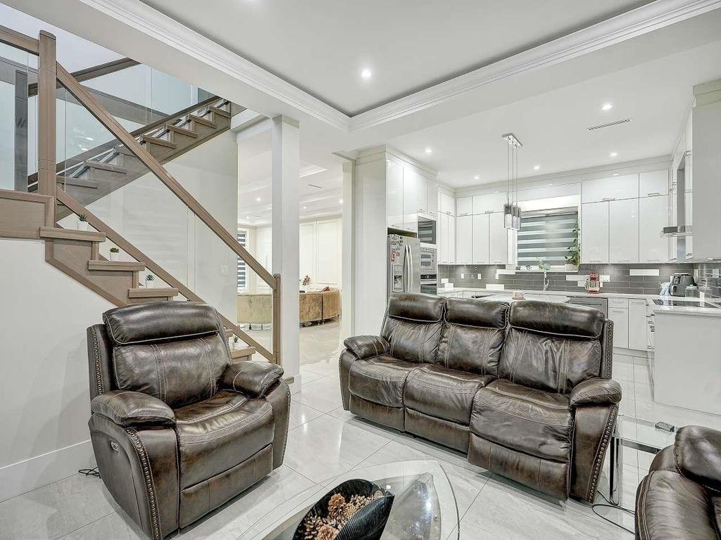 Listing Image for R3073673