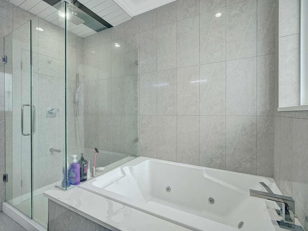 Listing Image for R3073673