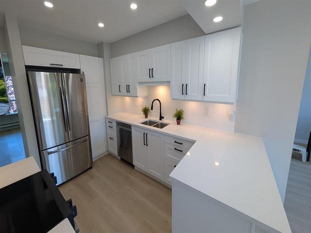 Listing Image for R3073744