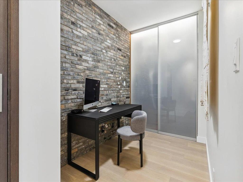 Listing Image for R3073767