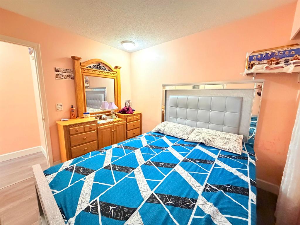 Listing Image for R3073821