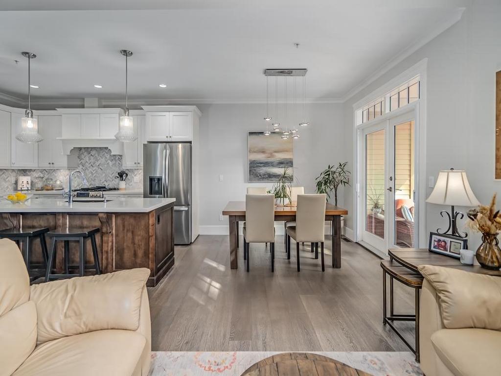 Listing Image for R3073872