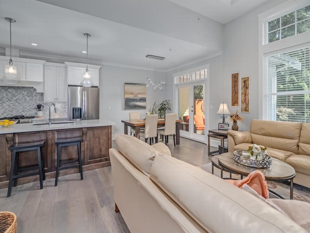 Listing Image for R3073872