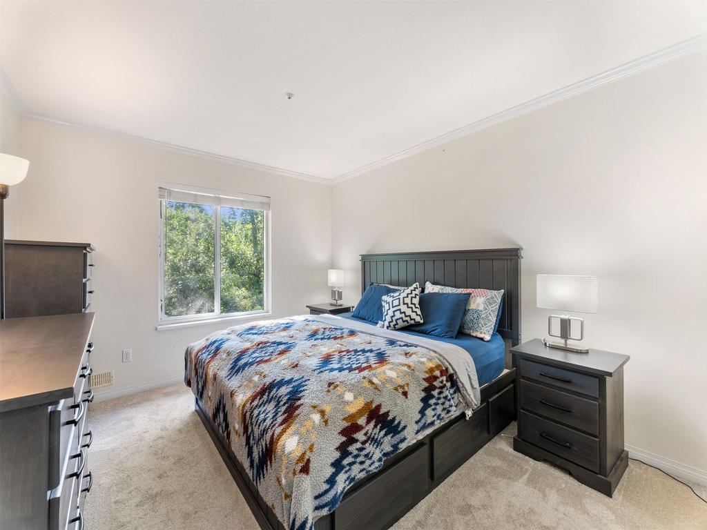 Listing Image for R3073956