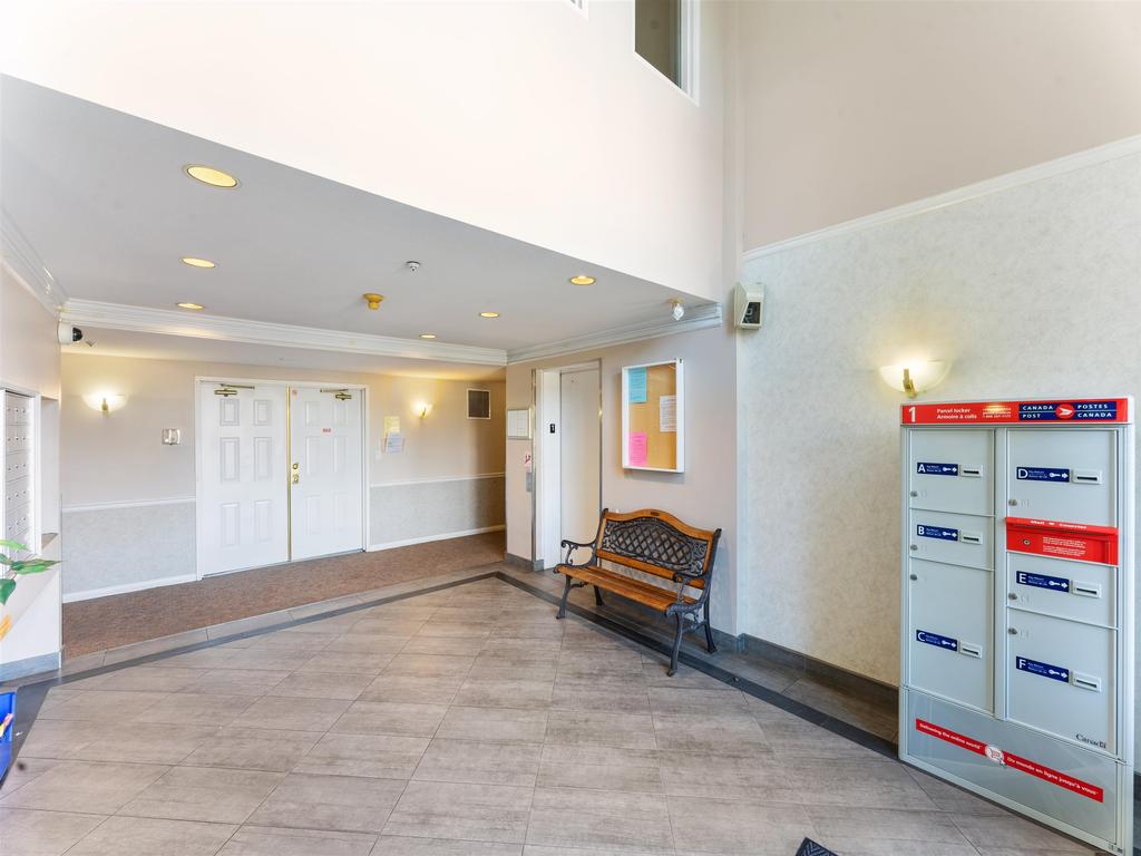 Listing Image for R3073956