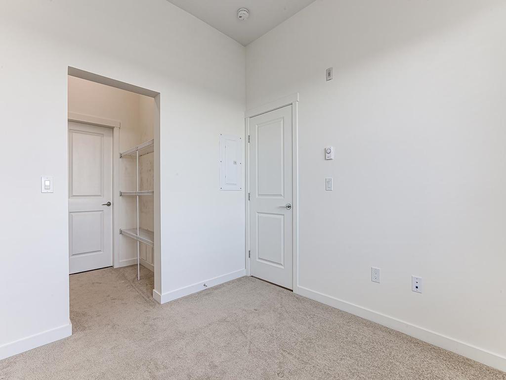 Listing Image for R3073964