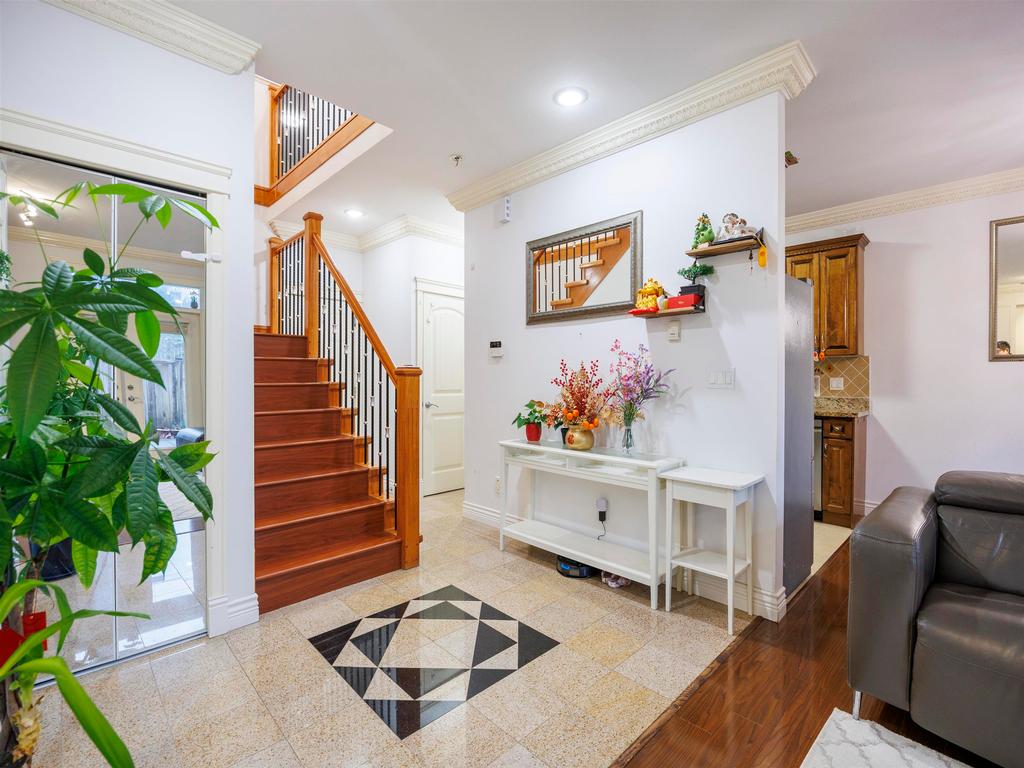 Listing Image for R3074000