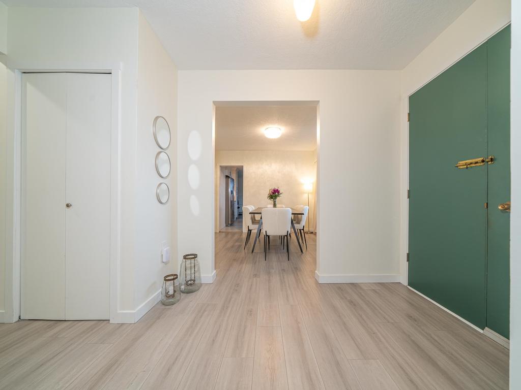 Listing Image for R3074006