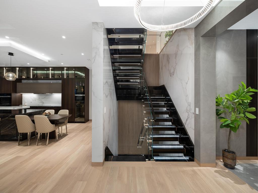 Listing Image for R3074076