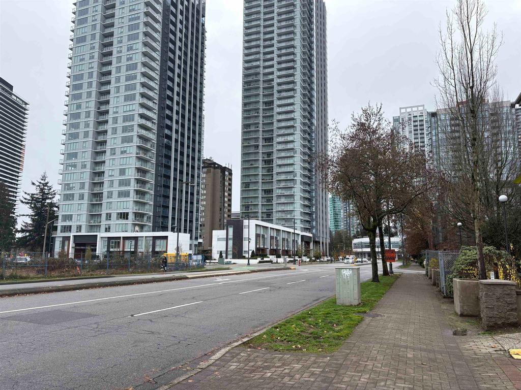 Listing Image for R3074344