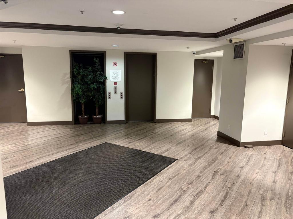 Listing Image for R3074344