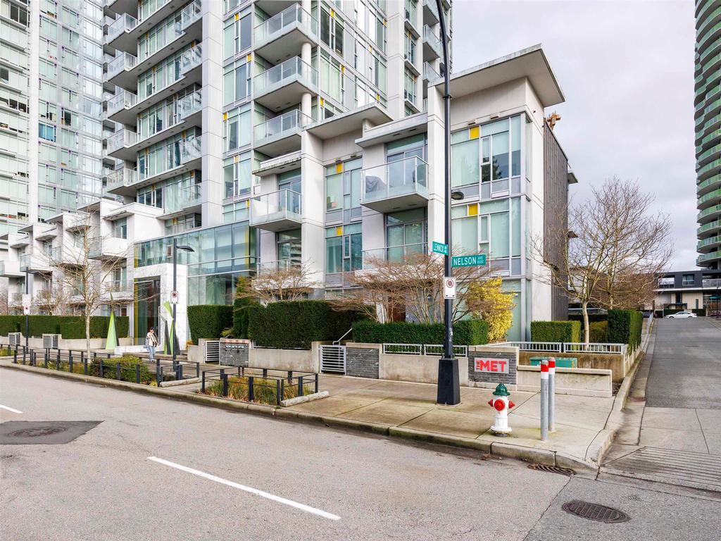 Listing Image for R3074361