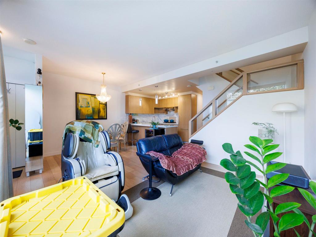 Listing Image for R3074361