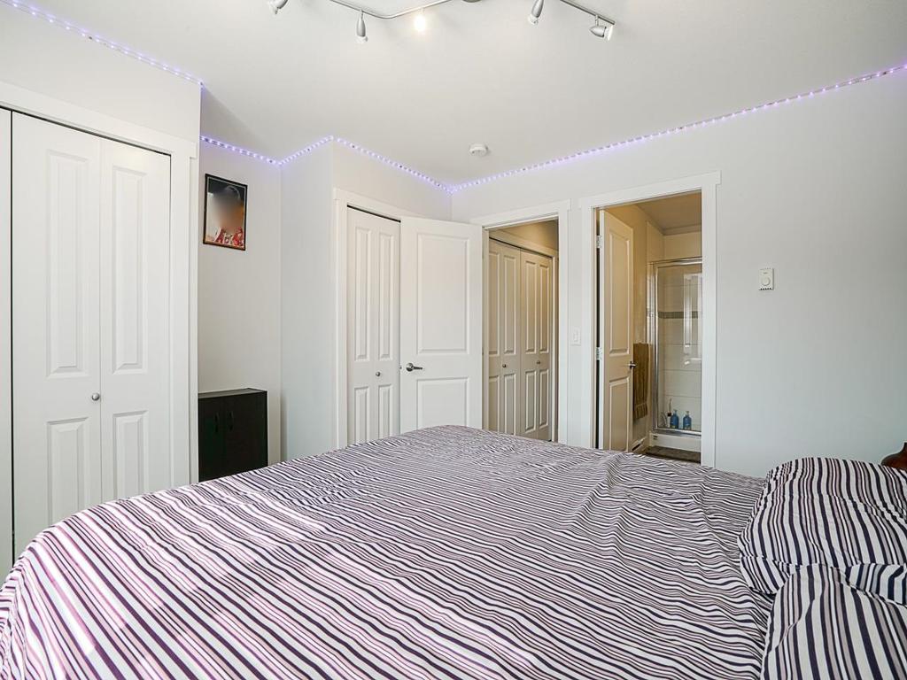 Listing Image for R3074375