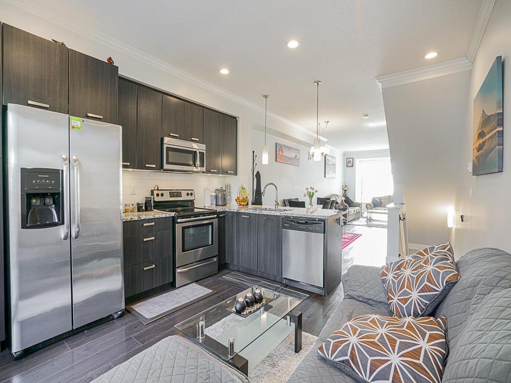 Listing Image for R3074375