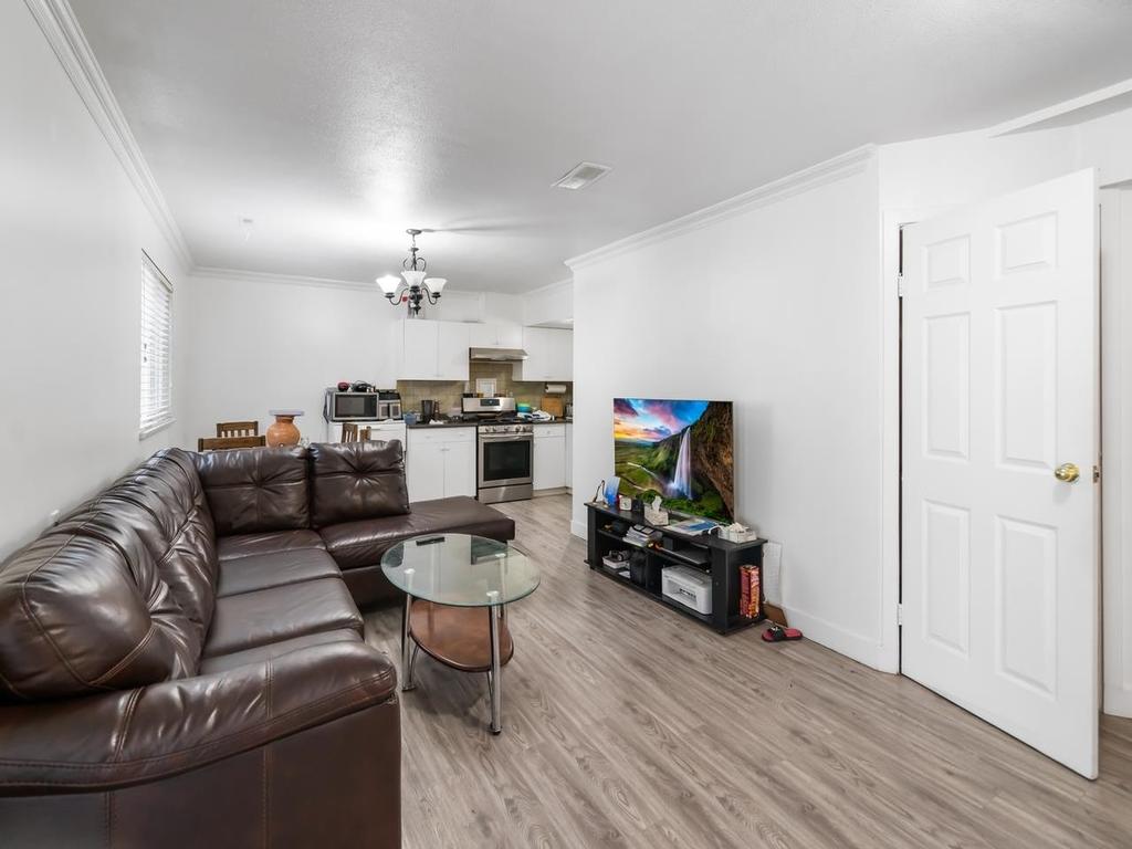 Listing Image for R3074404