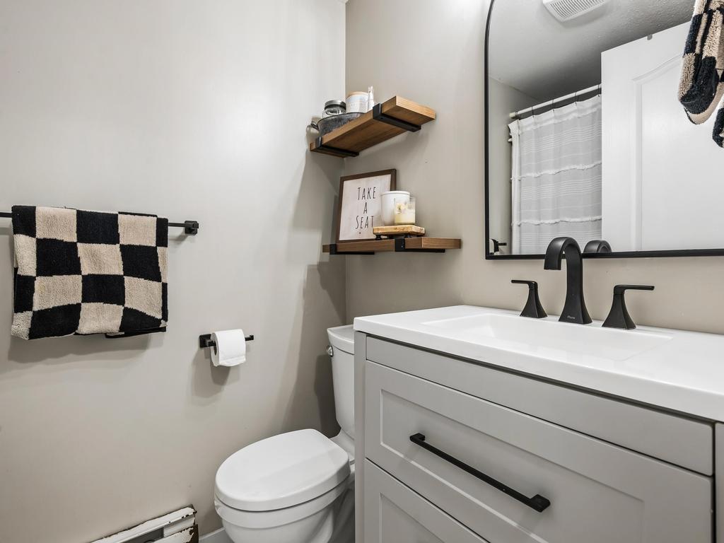 Listing Image for R3074448