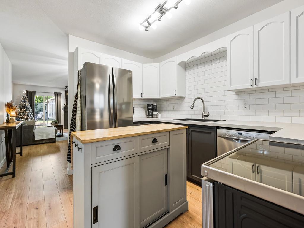 Listing Image for R3074448