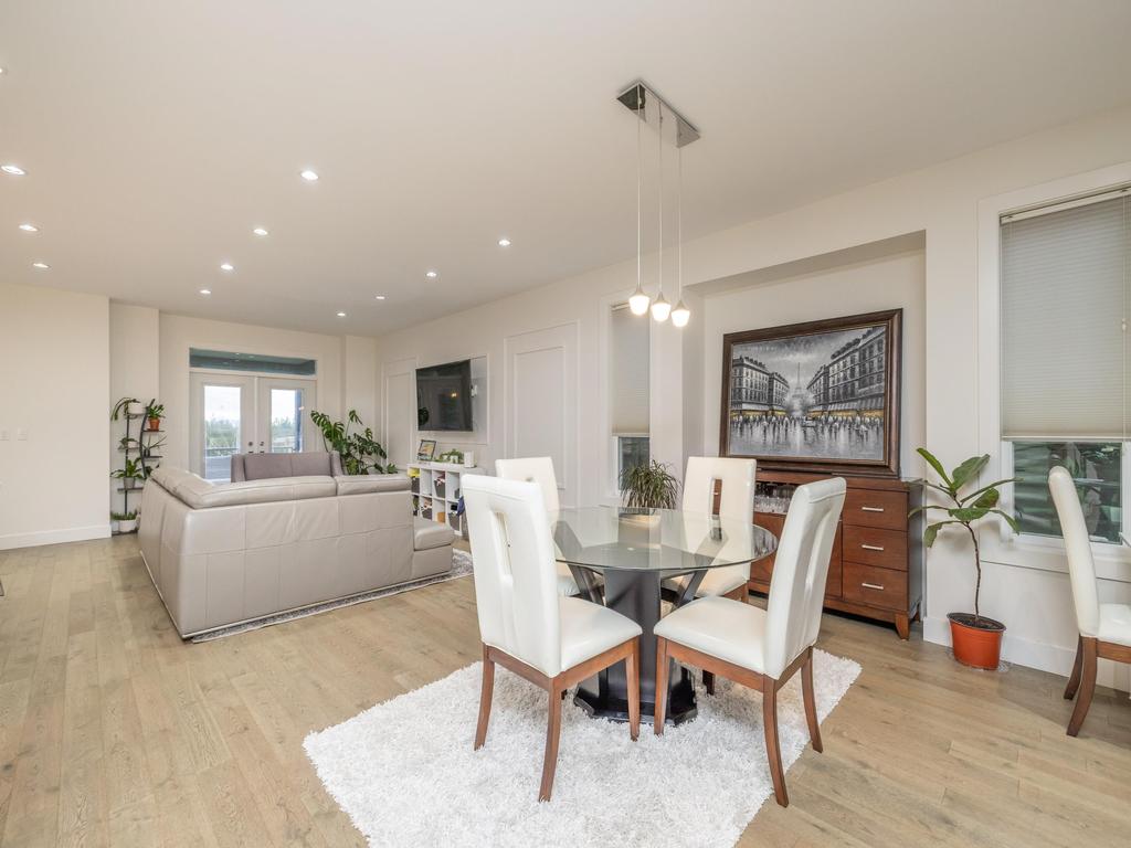 Listing Image for R3074595