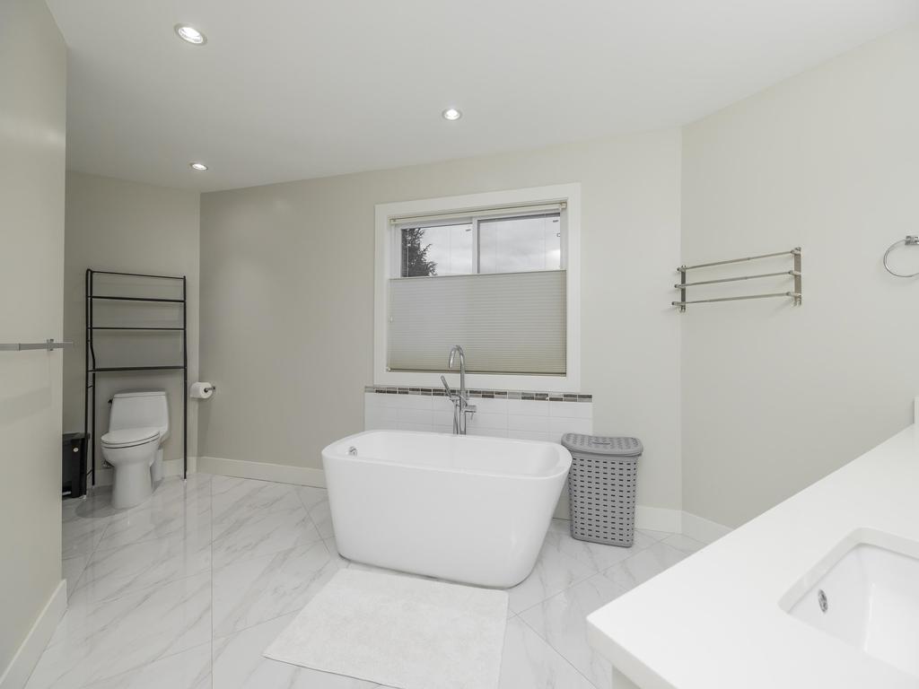 Listing Image for R3074595