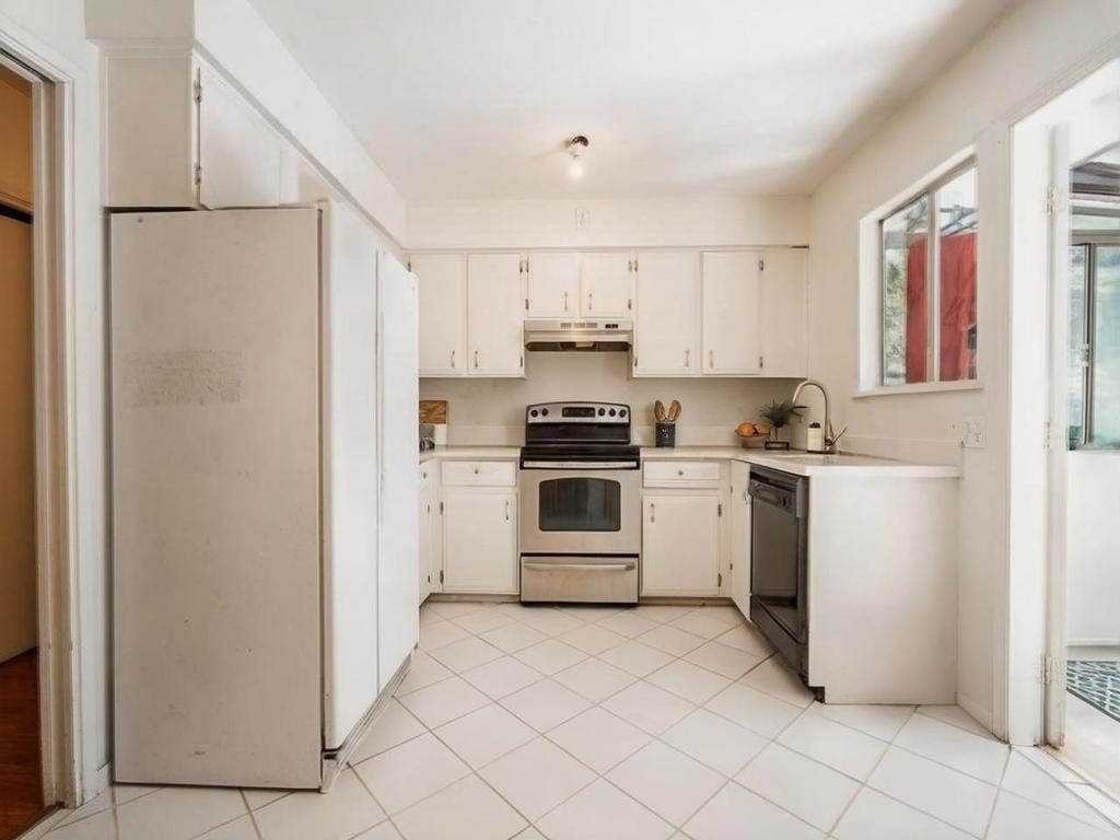 Listing Image for R3074877