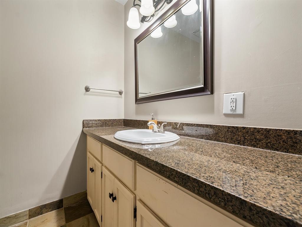 Listing Image for R3074939