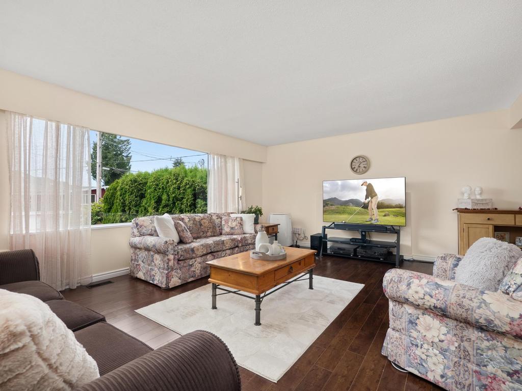 Listing Image for R3075018