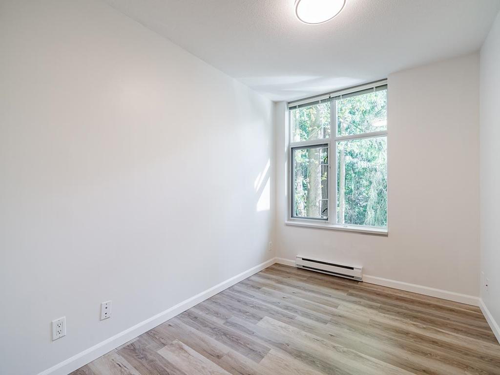 Listing Image for R3075032