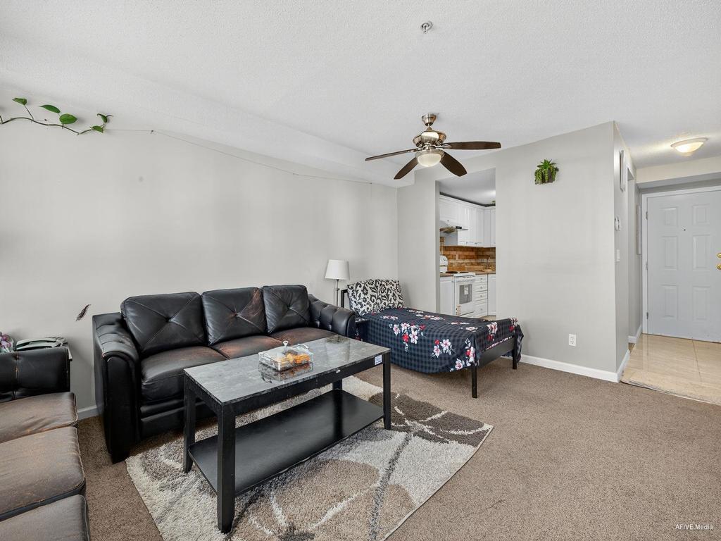 Listing Image for R3075082